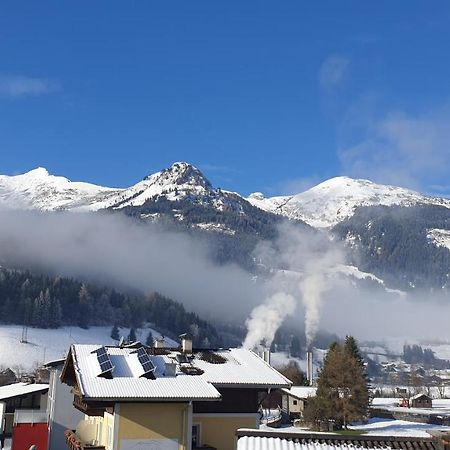 Haus Kira Hotell Bad Hofgastein Exteriör bild